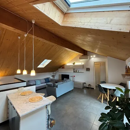 Lägenhet Sestri Loft